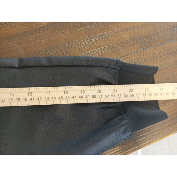 Maison D' Amelie Women's Size M High Waist Faux Leather Jogger Pants - Picture 7 of 10